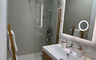 Apartament 3 camere 2 bai, pivita recent renovat-in Sibiu M.Viteazul - Poză 8