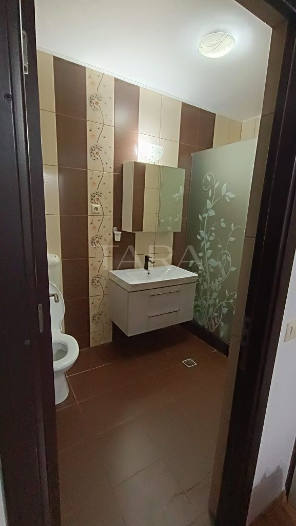 Apartament 2 camere+loc de parcare Floresti - Poză 6