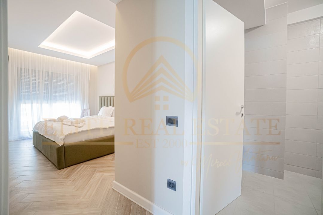 Mamaia - Apartament cu 3 camere, mobilat si utilat, vedere superba. - Poză 16
