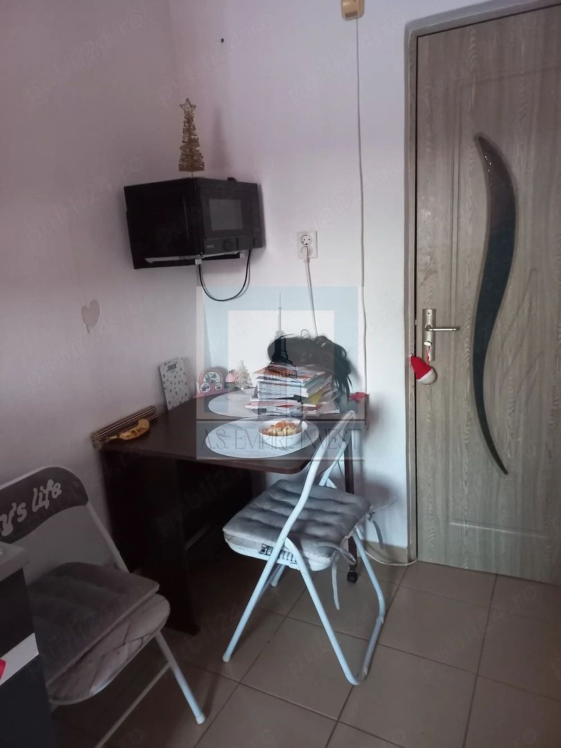 Garsoniera, decomandata, Tractorul, zona case Coresi - Poză 6