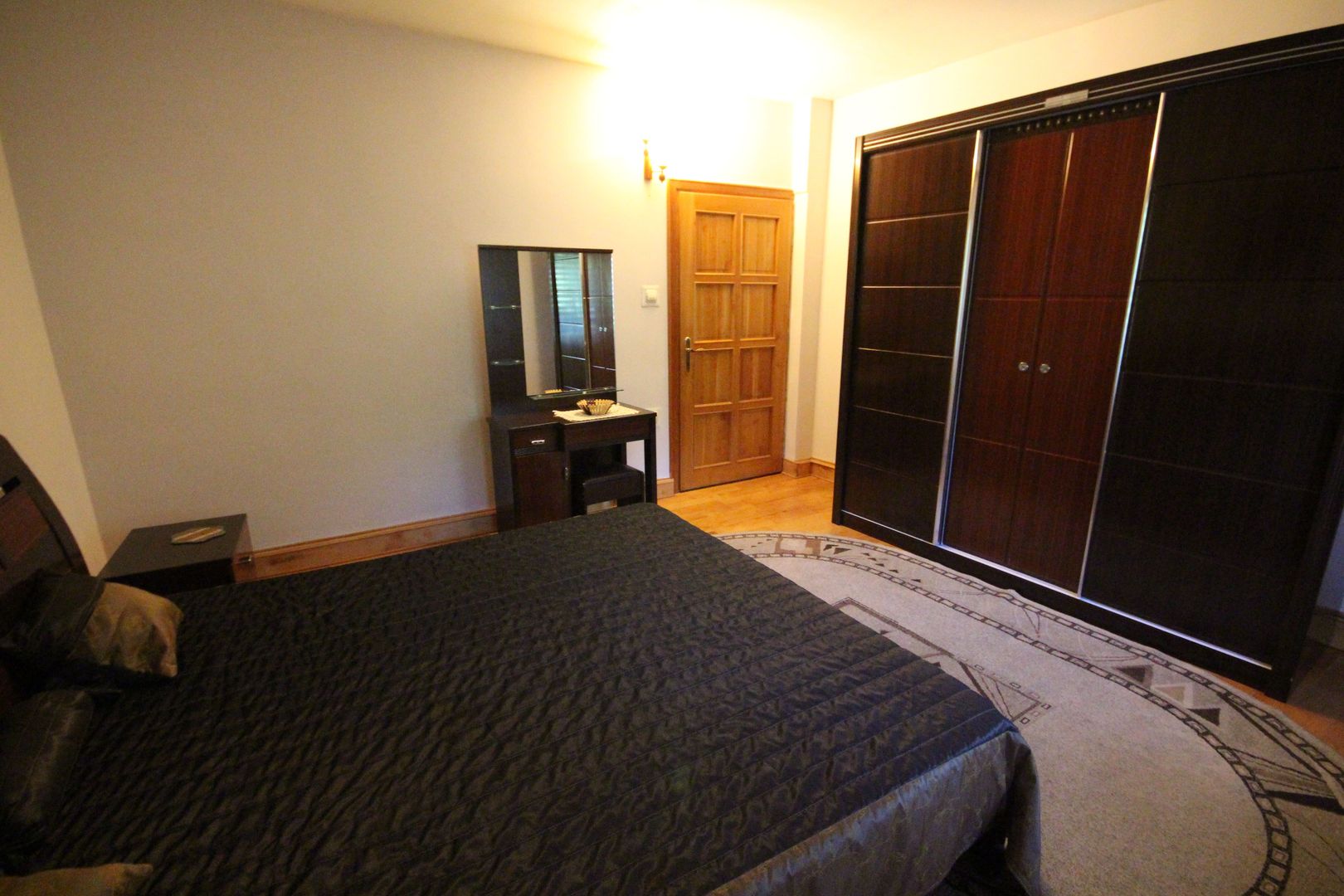 APARTAMENT SPATIOS  IN VILA - Poză 23