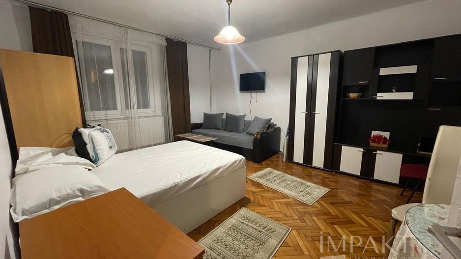 Apartament cu 1 camera in zona Centrala - Poză 3