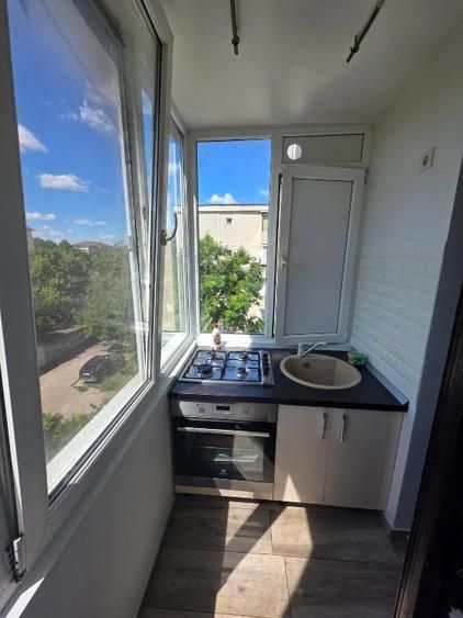 Girocului | 3 Camere | Etaj intermediar | Renovat | Mobilat si utilat - Poză 2