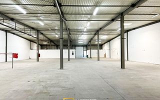 Hala de inchiriat Arad – 1.135 mp pentru comert, servicii - Poză 3