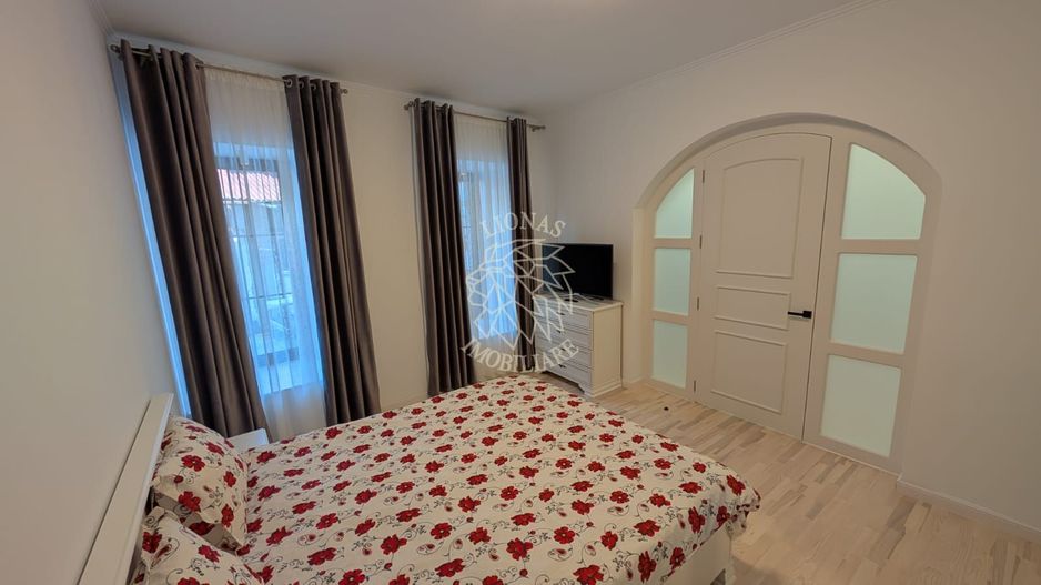 Apartament Modern 44 mp-renovat-curte 100 mp-Ultracentral - Poză 3