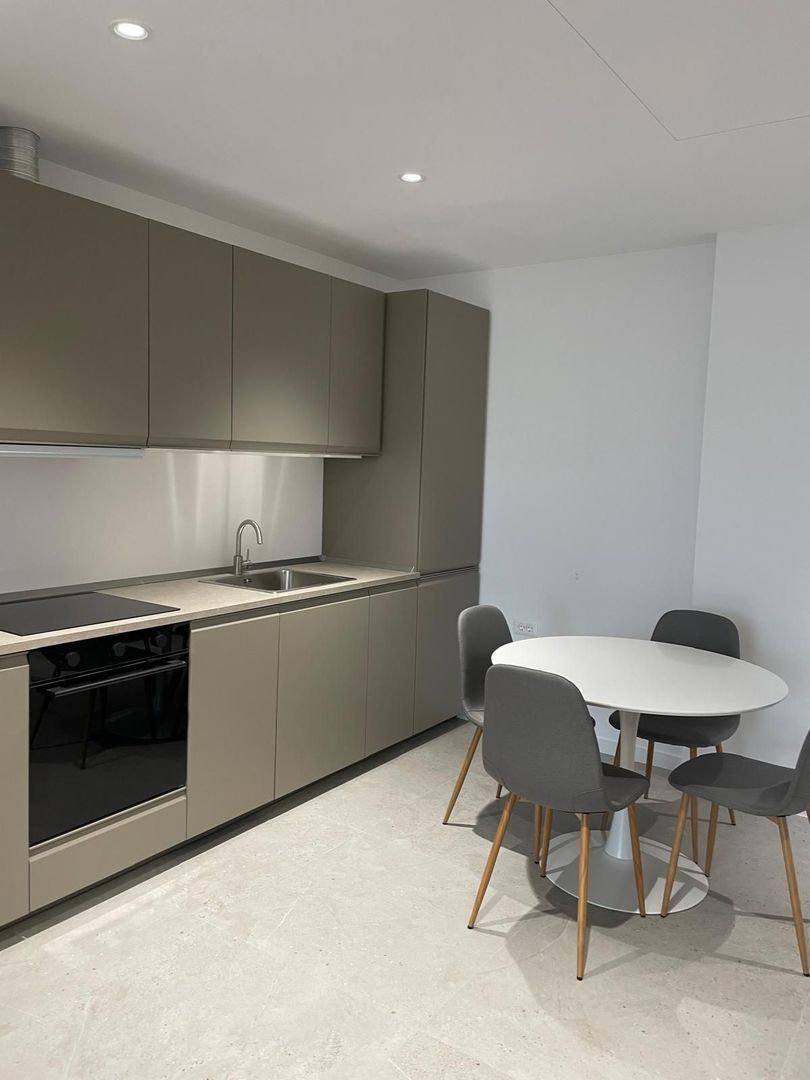 Apartament Nou 2 Camere • Lux • Parcare - Poză 2