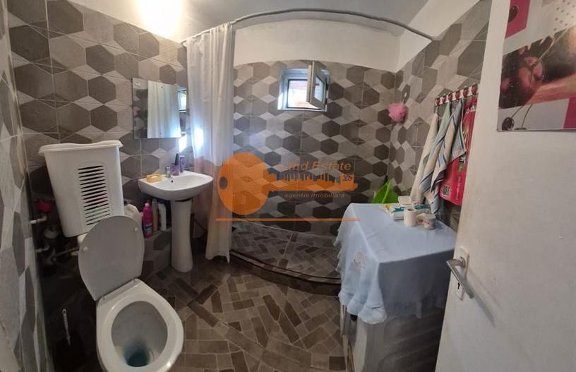 Apartament cu 2 camere in zona Margeanului-Rahova - Poză 6