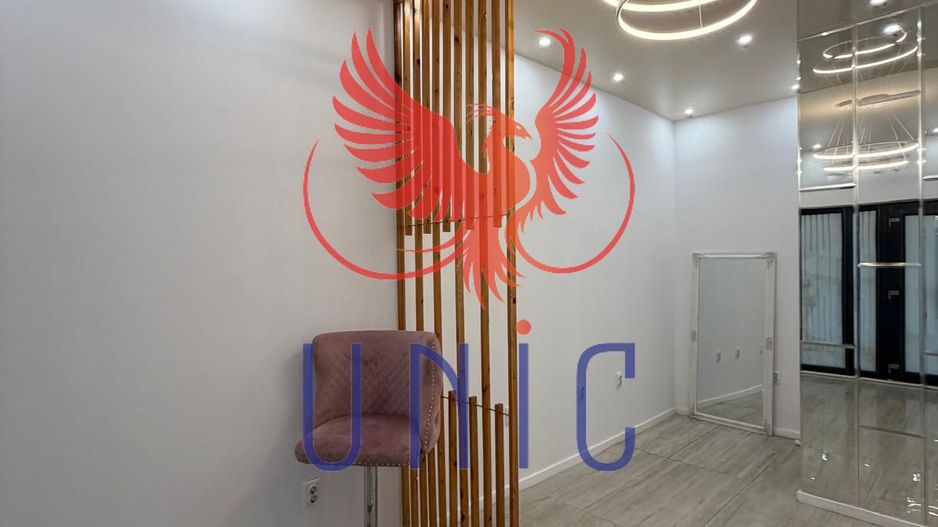 NUMAI 26.000 EURO! Camera cu baie, parter - Poză 1