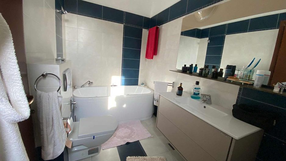 APARTAMENT SUPERB, 5 CAMERE, DOROBANTI - Poză 9