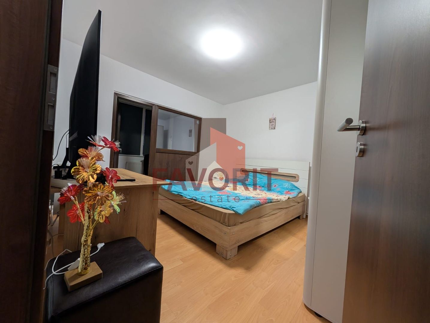 3 camere | 2 balcoane | renovat recent | zona excelenta | mobilat si utilat | - Poză 11