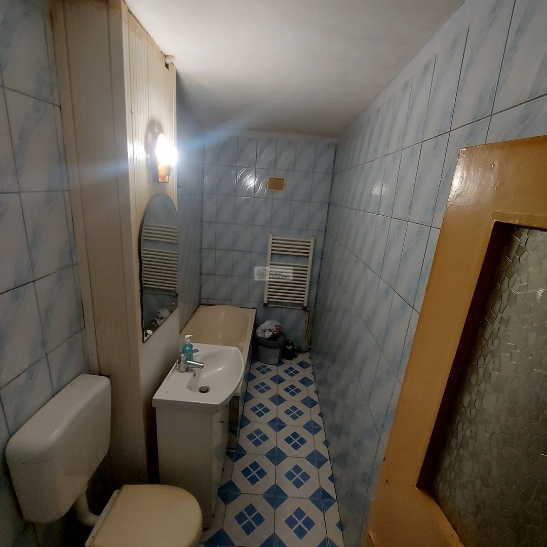 De vanzare 4 camere/97 mp utili/Scoala 10/Focsani/et 3/4 - Poză 9