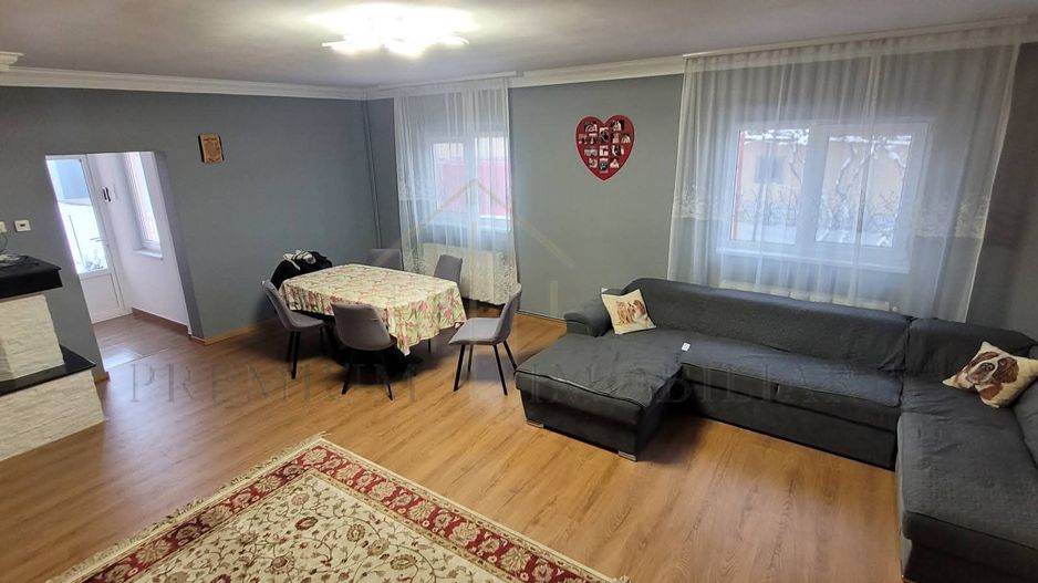 Casă P+M de vânzare la 11 km de Onesti spre Bacau - Poză 2