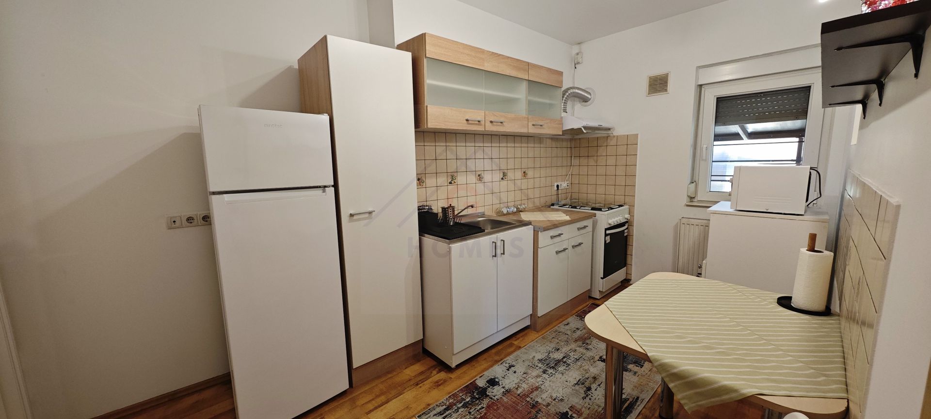Apartament la casa,  aproape de 700! - Poză 3