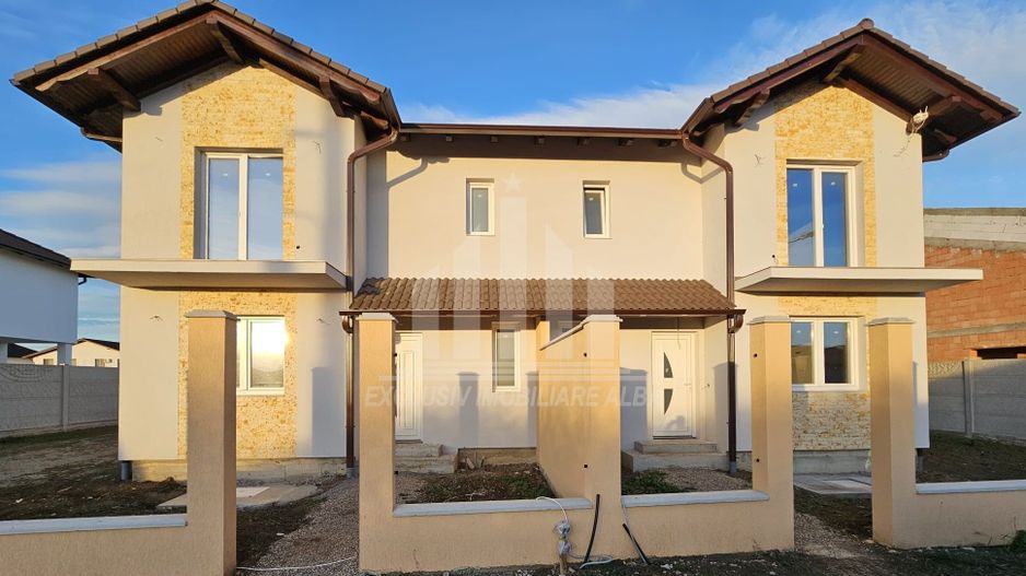 Casa tip duplex de vanzare, Dealul Furcilor - Poză 1