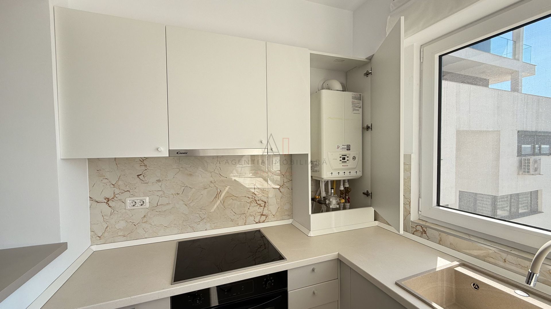 2 Camere Central Address Sebastian | Parcare | Mobilat - Poză 9