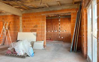 Casa cu 4 camere de vanzare in Santandrei - Poză 3