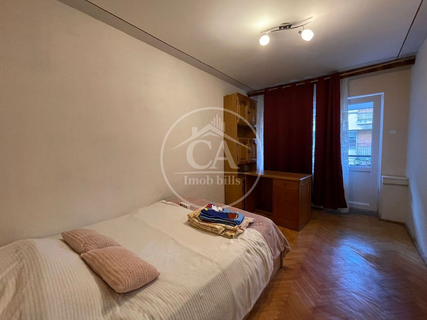 Apartament de închiriat cu 5 camere în zona Ultracentrală, Oradea - Poză 9