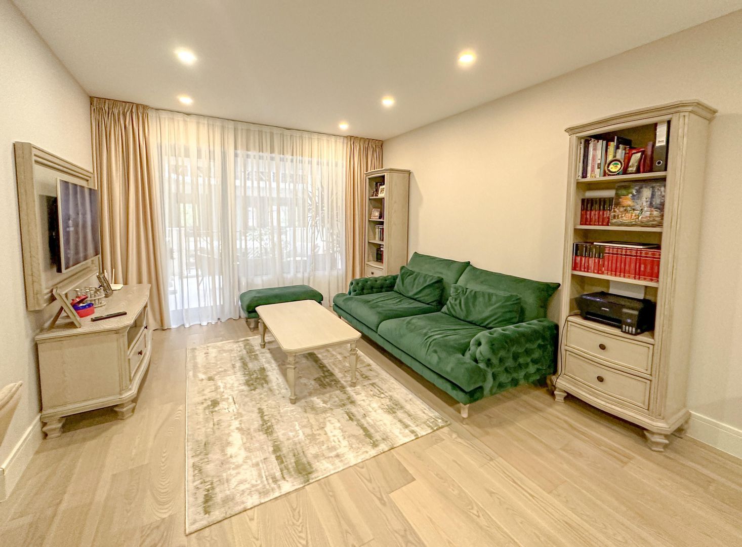 Apartament 3 Camere | Lux | Triana Pipera | Loc de parcare subteran - Poză 1
