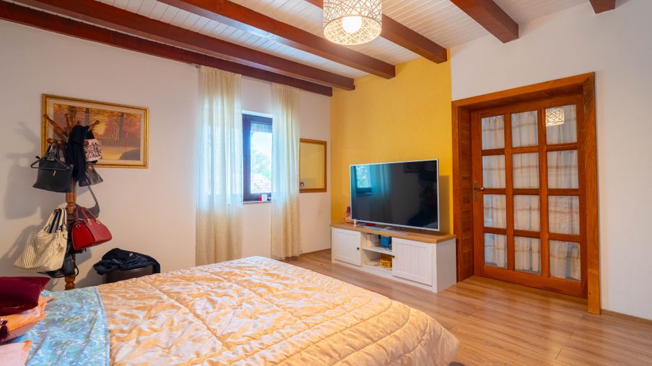 Vanzare Casa Noua Independenta Energetic în Stil Italian – Paulis - Poză 13