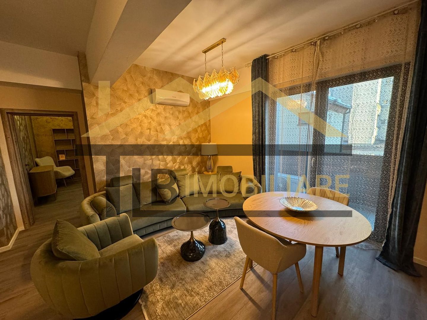 Apartament cu 2 camere, Lux, 52 mp, Zona Ultracentrala - Poză 2
