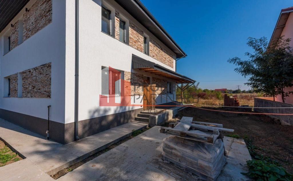 Vila superba, Tartasesti - Dambovita - Poză 16