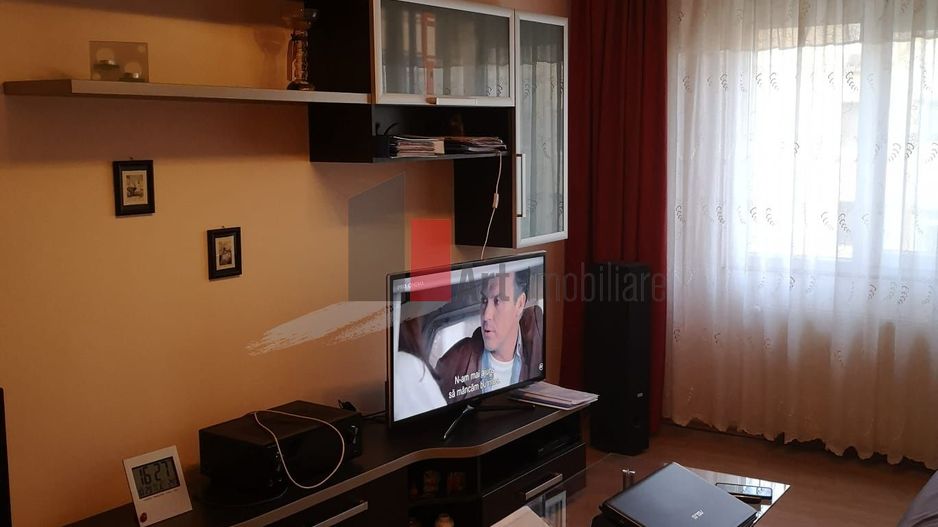 Apartament 3 camere de vanzare zona Pantelimon-Bulevardul Chisinau - Poză 3