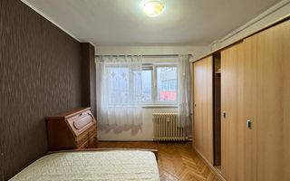 Apartament 3 camere Banu Manta - Clucerului | Imobil 1982 | Vedere spate - Poză 8