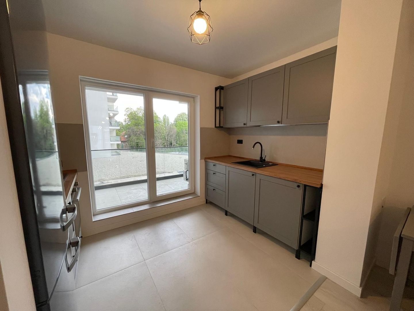 AP. 2 CAMERE SUN ROYAL VIEW, BLOC NOU, METROU 10 MINUTE, MODERN - Poză 8