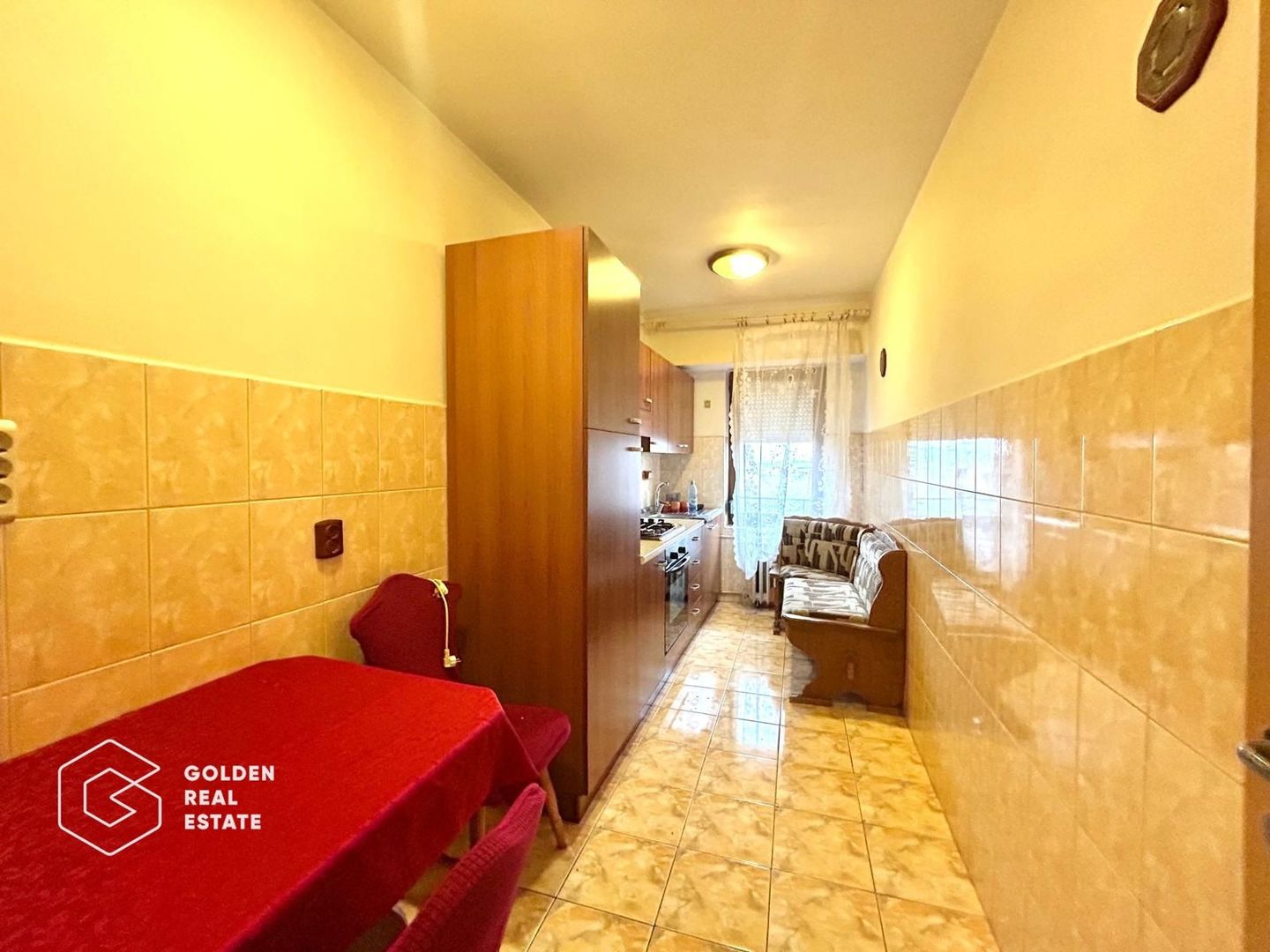 Apartament 3 camere tip Samanta, decomandat, zona Polivalenta - Poză 4