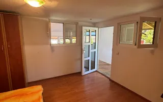 Casă de vânzare aproape de Pitești – Argeșelu, Mărăcineni. - Poză 12