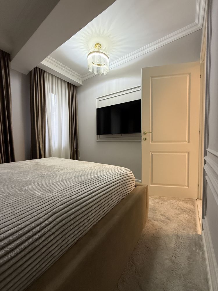 Apartament 3 camere ultracentral parcare privata  bloc nou 2024 - Poză 5