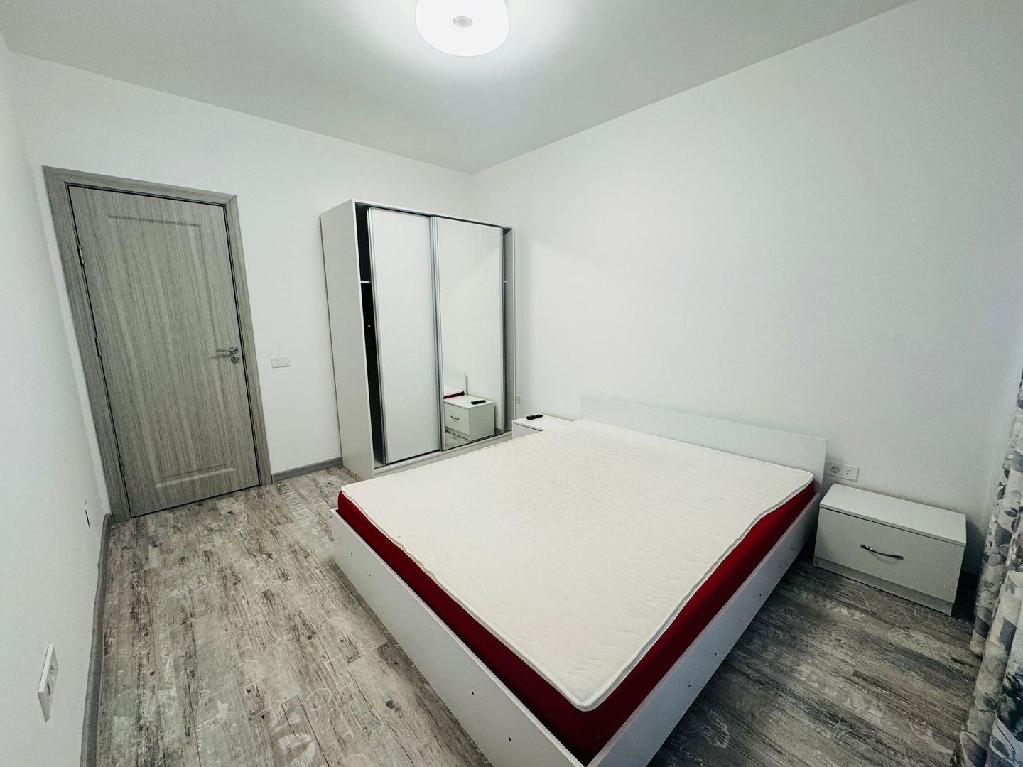 Metrou Berceni -Biruintei 2 camere 64mp plus curte 100mp - Poză 10