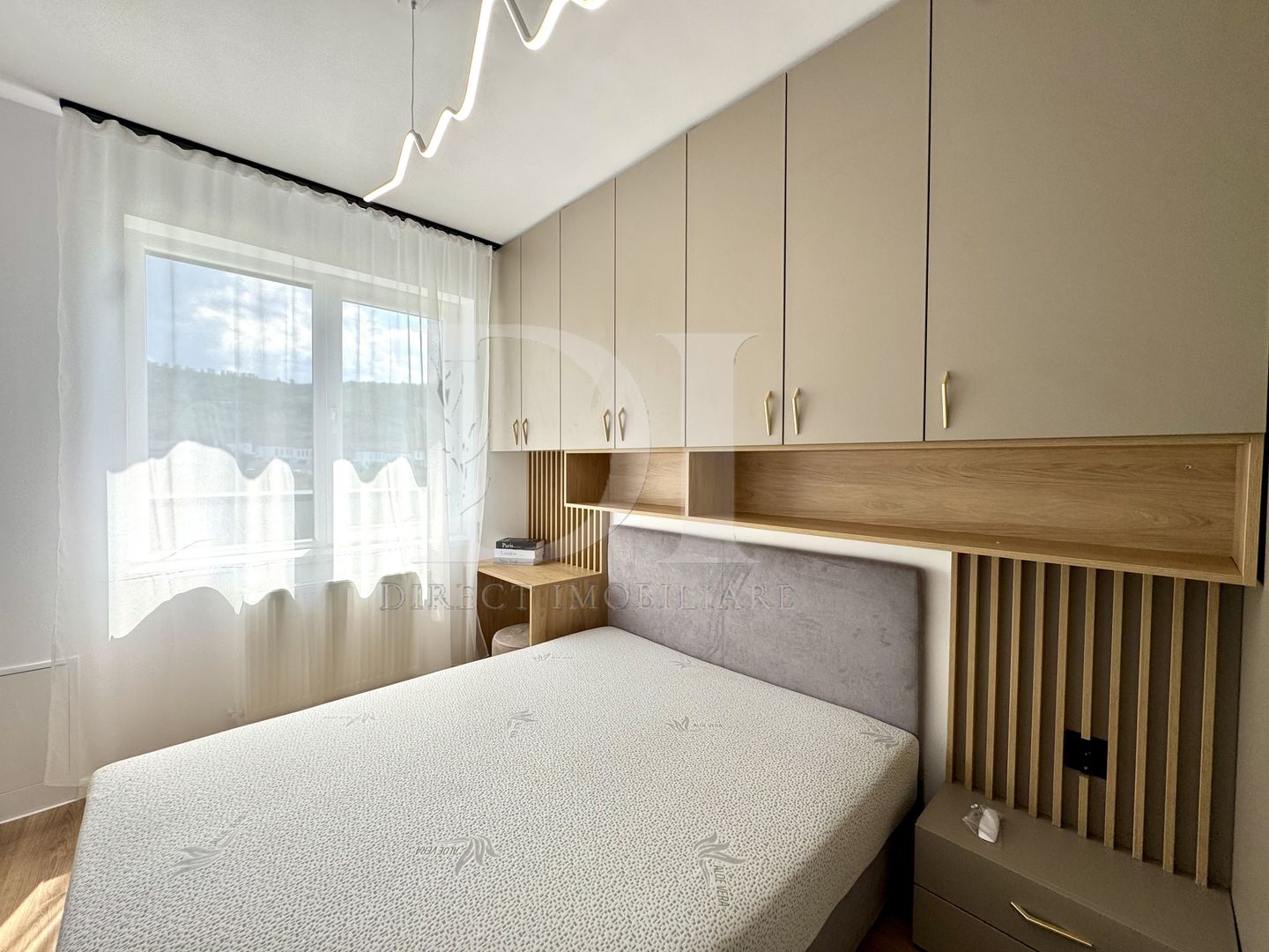 Apartament la cheie / terasa 22 mp / Zona Terra - Poză 6