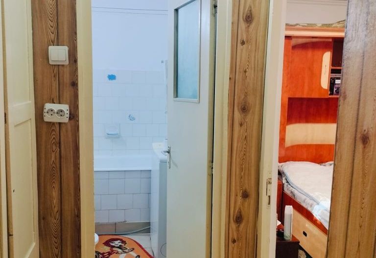 Vanzare apartament decomandat, Maracineni - Poză 10