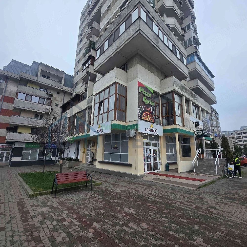 Spațiu comercial central de închiriat, Pașcani – 267 mp - Poză 2