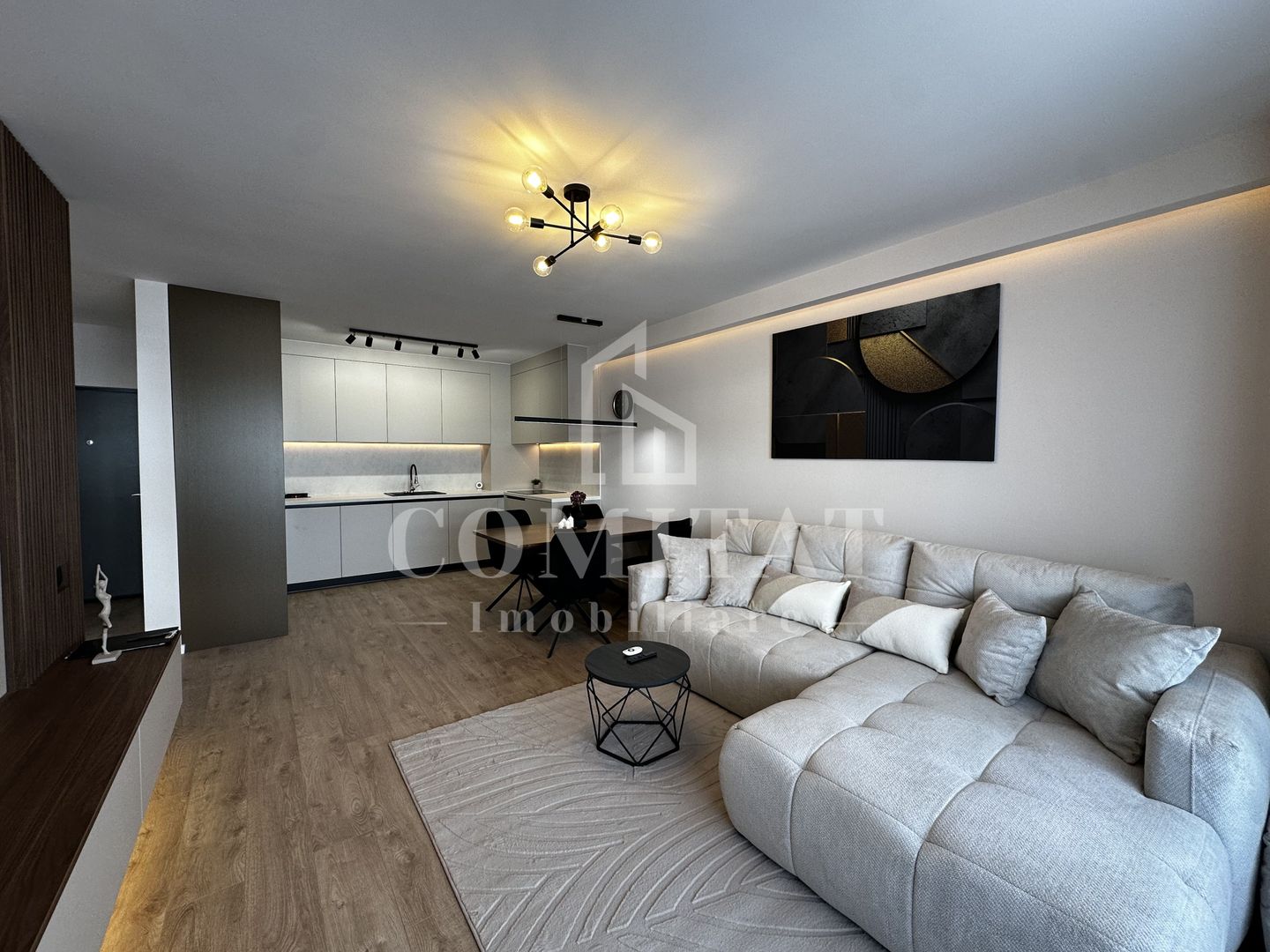 Apartamnt prmium | Etaj intermediar | Zona Eroilor - Floresti - Poză 14