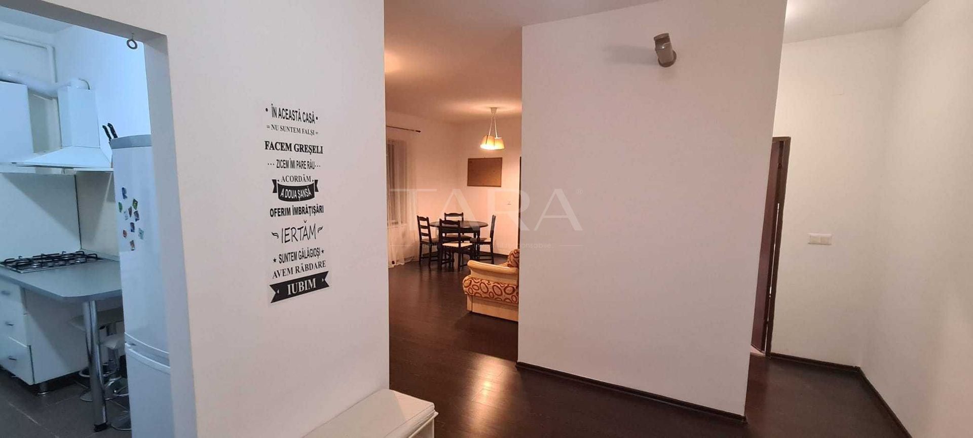 Vanzare apartament cu 2 camere, zona Primariei,  Apahida - Poză 2