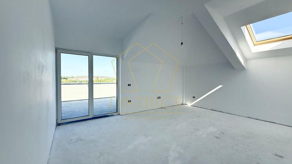 Apartament deosebit cu 3 camere | Terasa 66mp | Lipovei - Poză 1