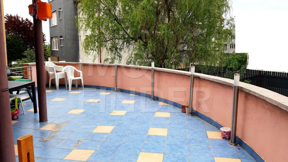 Apartament in vila cu Gradina zona Andrei Muresanu - Poză 13