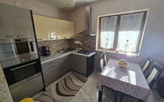 Casă individuală Podul de Fier - Poză 1