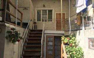 BRASADAS vinde casa 3 cam curte comuna zona ULTRACENTRALA. - Poză 2