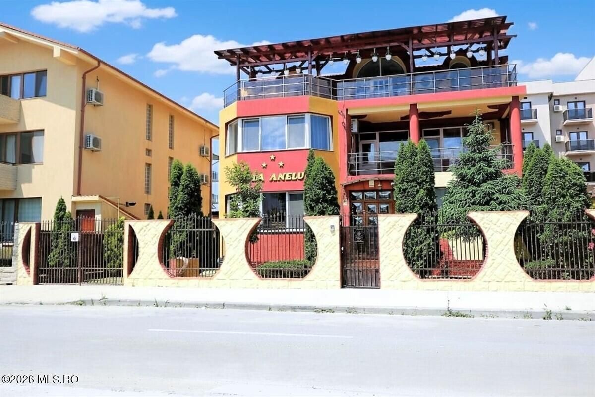 Mamaia Nord - Langa Mare, pensiune la cheie, 11 camere, 9 bai! - Poză 23