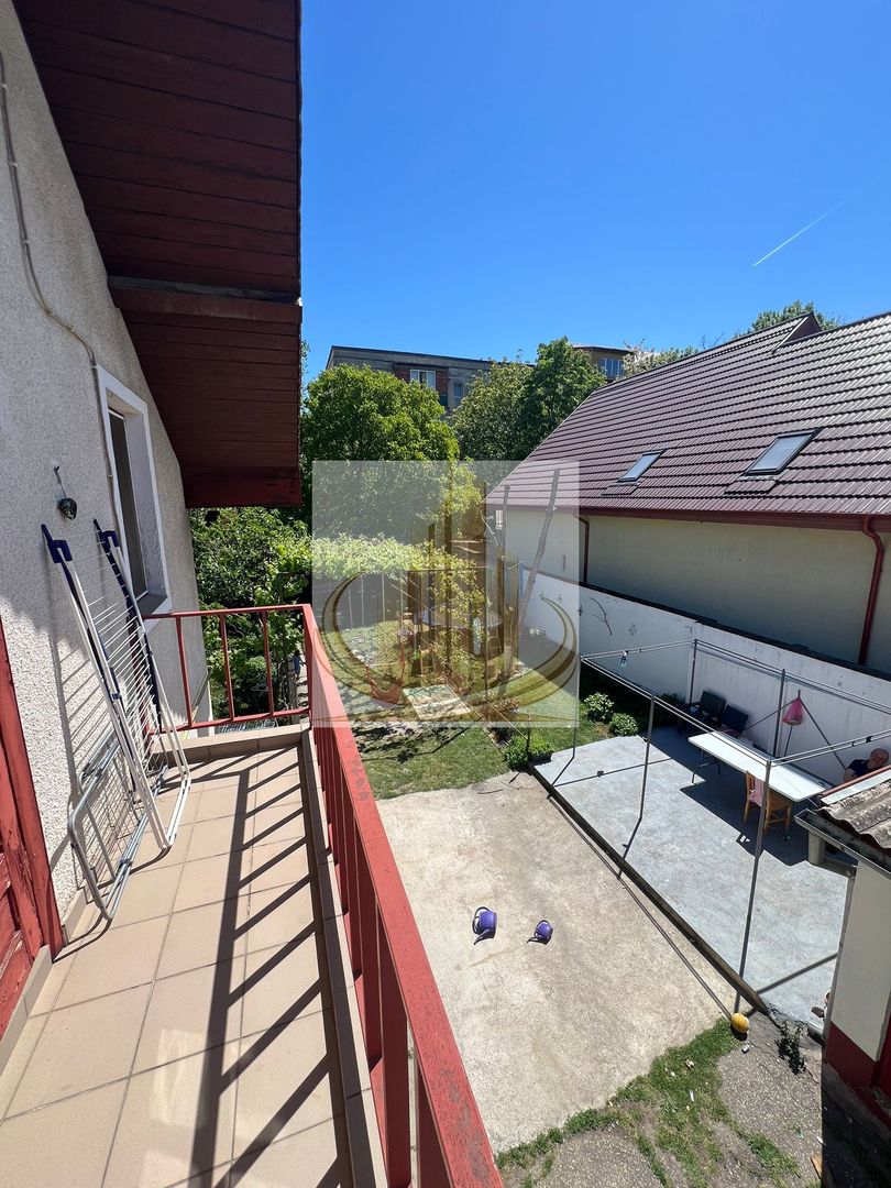 Casă spațioasă cu 2 apartamente, acces din 2 străzi – zona Lipovei - Poză 17