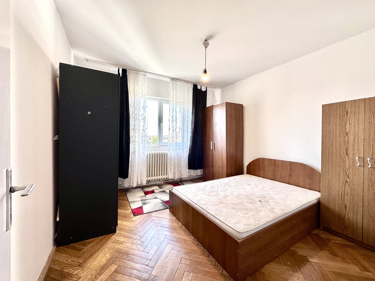 Apartament 2 camere, Calea Șagului – zona Turist - Poză 1