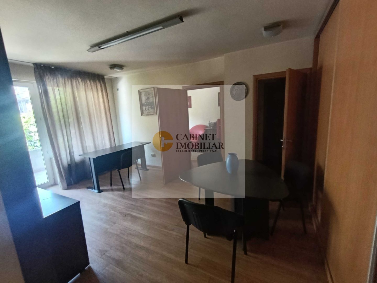 2 camere I Piata Romana- Bd Magheru I Etaj 2 I Balcon deschis - Poză 1