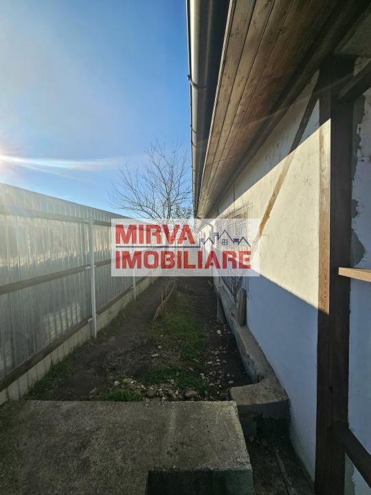 Vanzare hala +  casa  4 camere, in Albesti Paleologu - Poză 50