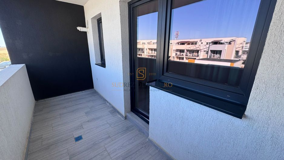 Apartament cu o camera, piscina exterioara, metrou Berceni - Poză 8