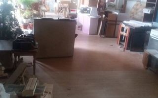 Vând hală pentru producție sau depozit și casă 450000 € - Poză 1