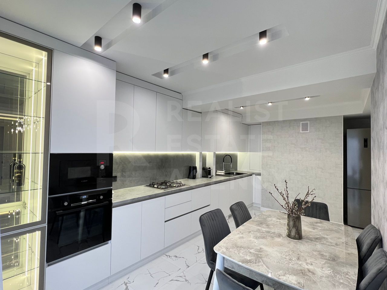 Chirie, apartament, 3 camere, str. Constantin Vîrnav, Telecentru - Poză 2