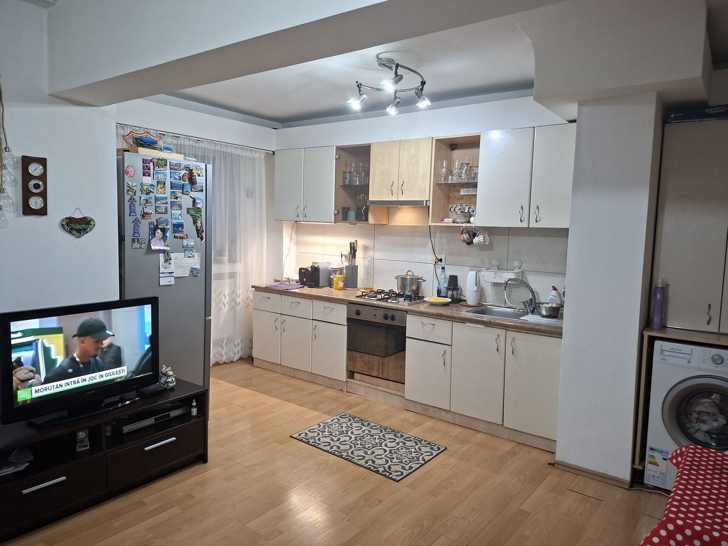 Apartament 2 camere Mazepa 2,cu vedere la Dunare - Poză 2